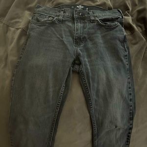 Hollister Black skinny jeans 29x32